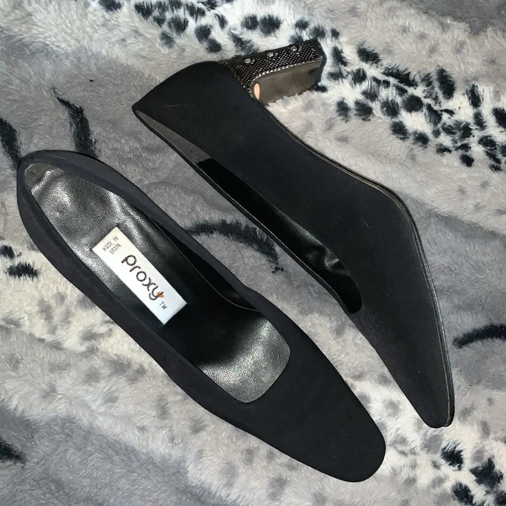 Proxy Black Heels — 9 Narrow